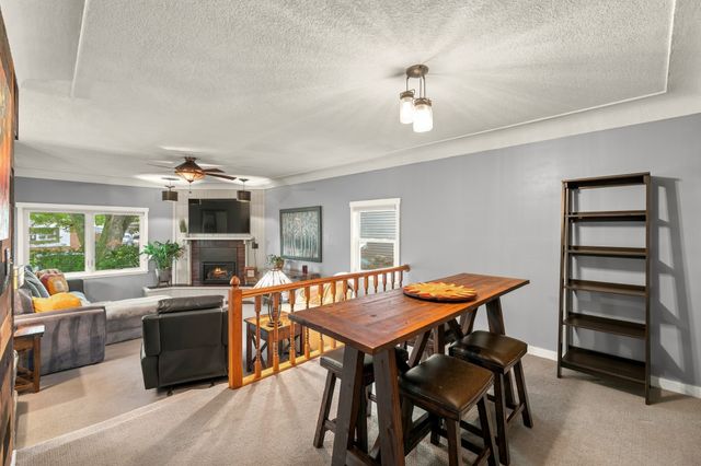 3913 65th Street, Urbandale, IA 50322