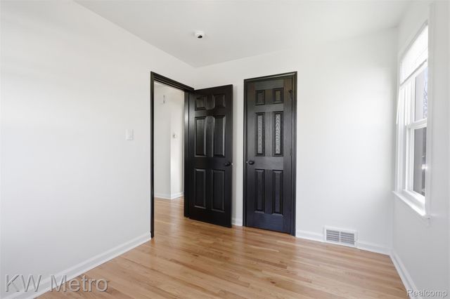 3273 Garden Avenue, Royal Oak, MI 48073