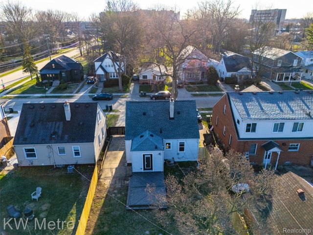 3273 Garden Avenue, Royal Oak, MI 48073