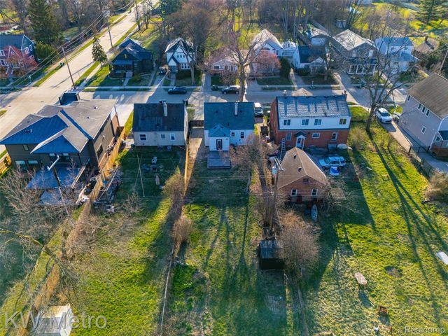 3273 Garden Avenue, Royal Oak, MI 48073