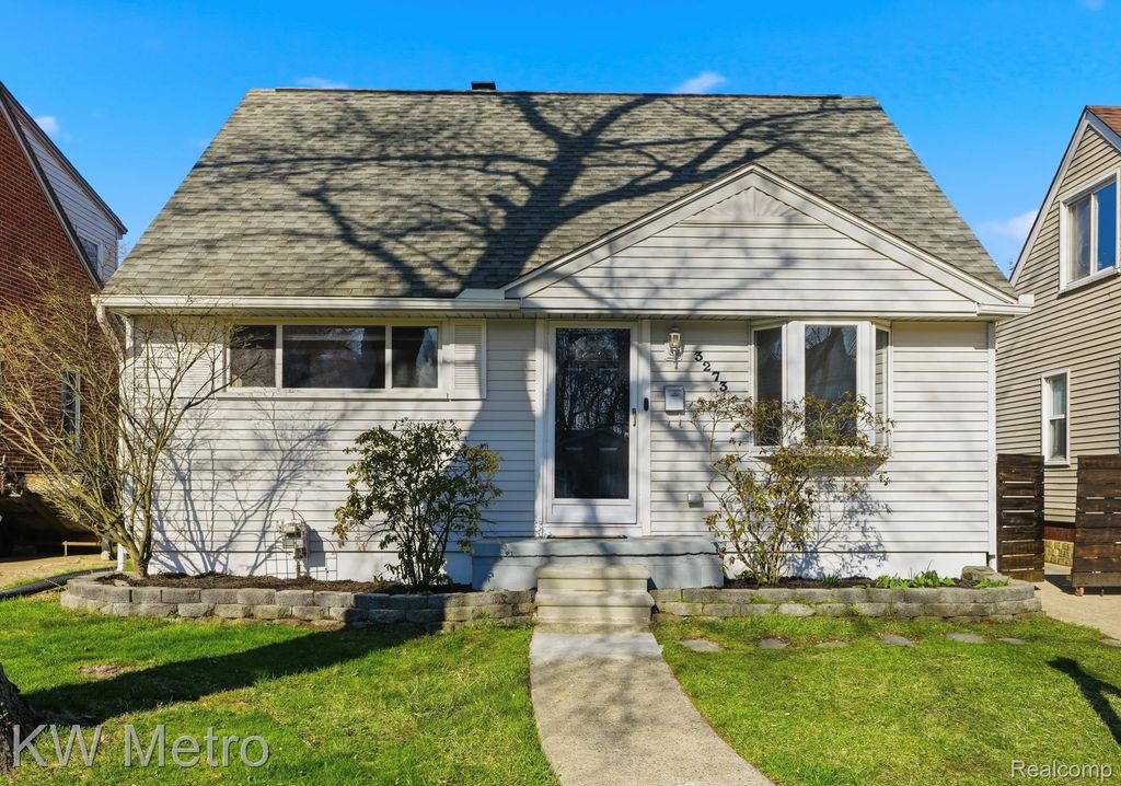 3273 Garden Avenue, Royal Oak, MI 48073