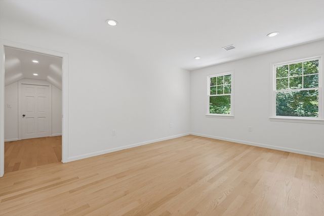 45 Baron Rd, Franklin, MA 02038