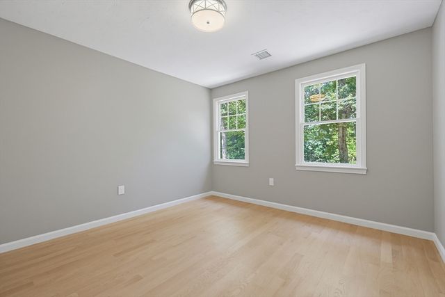 45 Baron Rd, Franklin, MA 02038