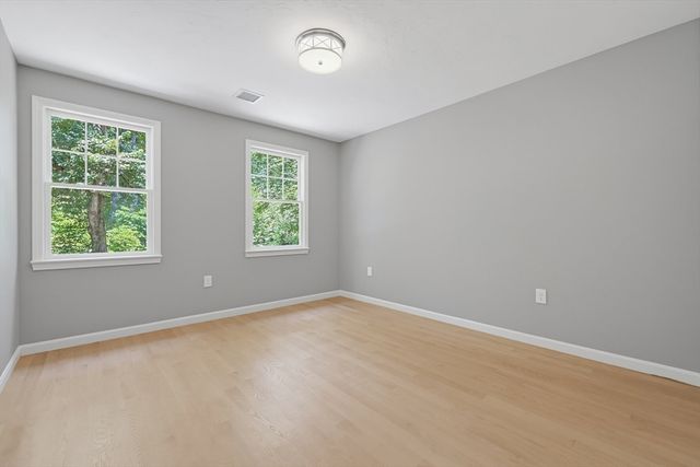 45 Baron Rd, Franklin, MA 02038