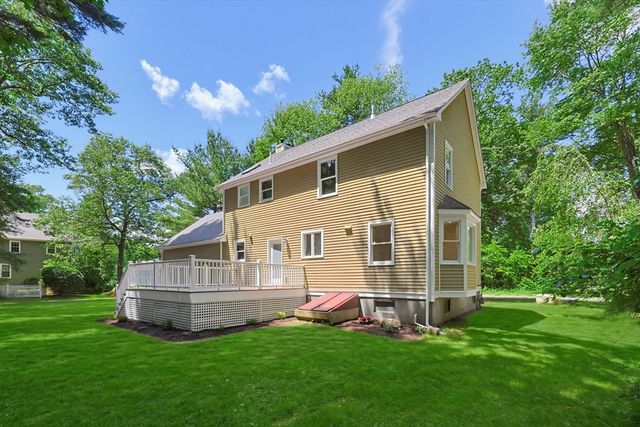 45 Baron Rd, Franklin, MA 02038