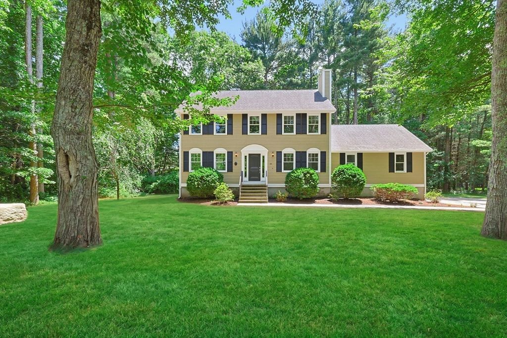 45 Baron Rd, Franklin, MA 02038