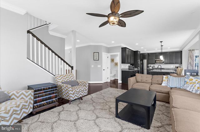 8219 POWERS DR, Millersville, MD 21108