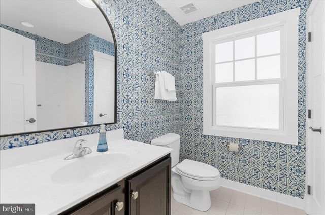 8219 POWERS DR, Millersville, MD 21108