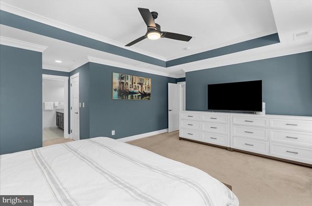 8219 POWERS DR, Millersville, MD 21108