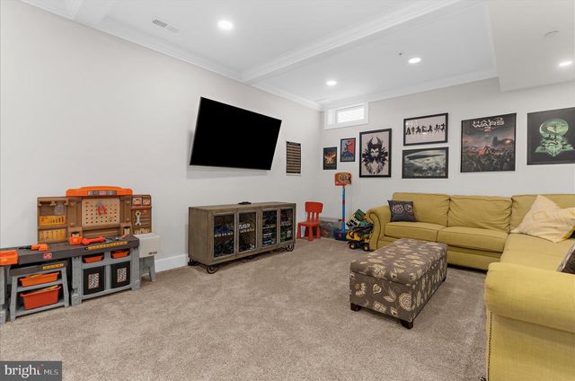 8219 POWERS DR, Millersville, MD 21108