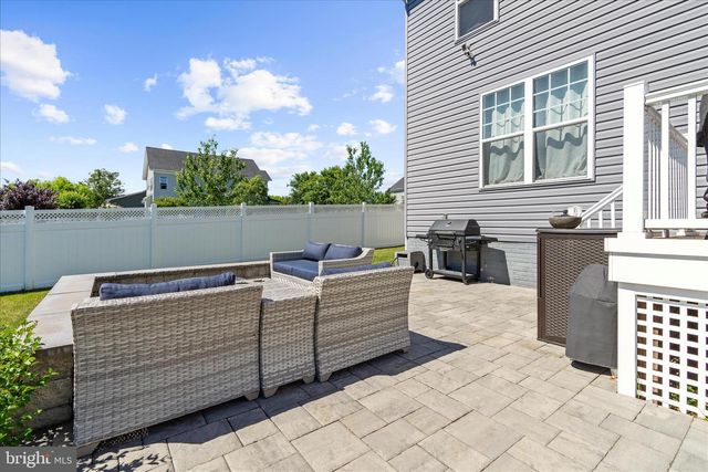 8219 POWERS DR, Millersville, MD 21108