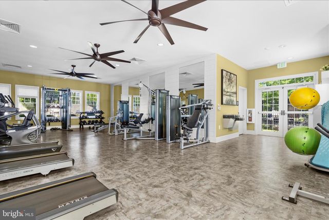 8219 POWERS DR, Millersville, MD 21108