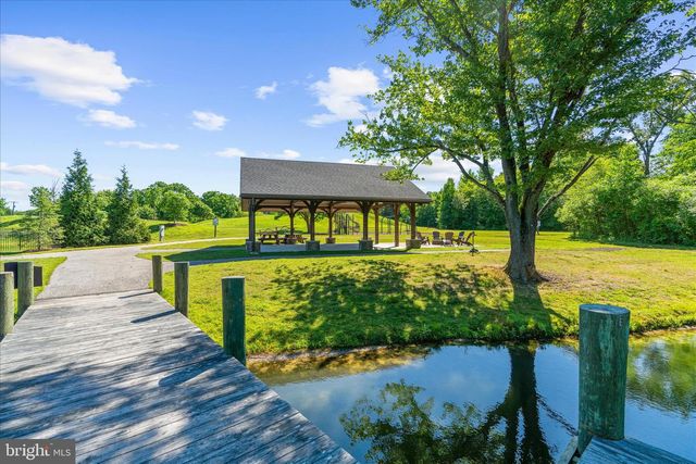 8219 POWERS DR, Millersville, MD 21108