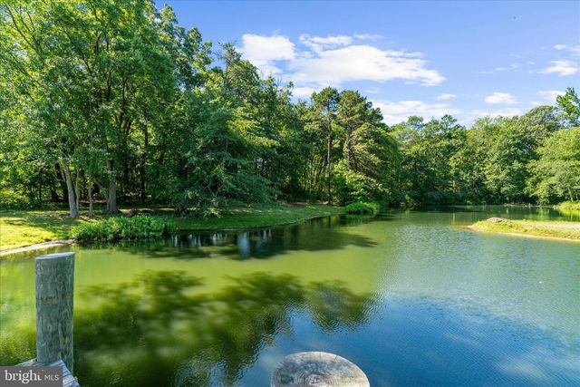 8219 POWERS DR, Millersville, MD 21108