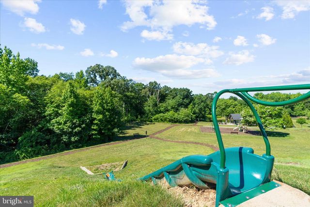 8219 POWERS DR, Millersville, MD 21108