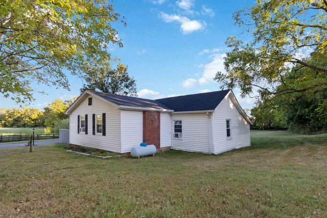 1570 Ky Hwy 1247, Stanford, KY 40484