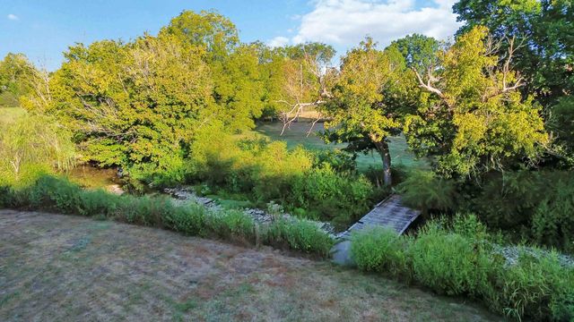 1570 Ky Hwy 1247, Stanford, KY 40484