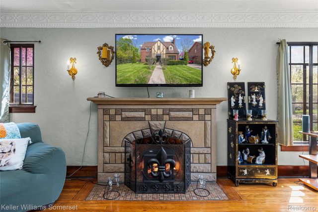 15 Miami Road, Pontiac, MI 48341