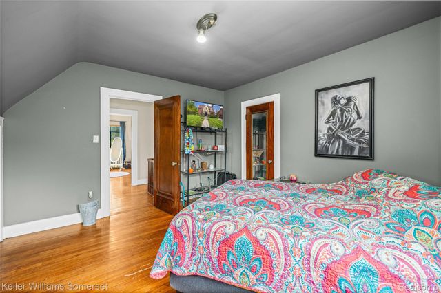 15 Miami Road, Pontiac, MI 48341