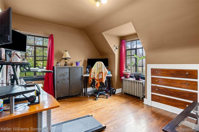 15 Miami Road, Pontiac, MI 48341