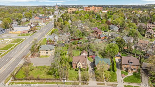 15 Miami Road, Pontiac, MI 48341