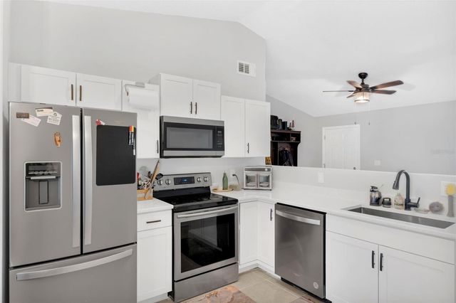 1397 CANDLEWYCK DRIVE, Orlando, FL 32807