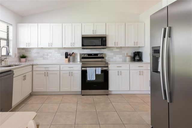 1085 Indian Ridge Trail E, Kissimmee, FL 34747