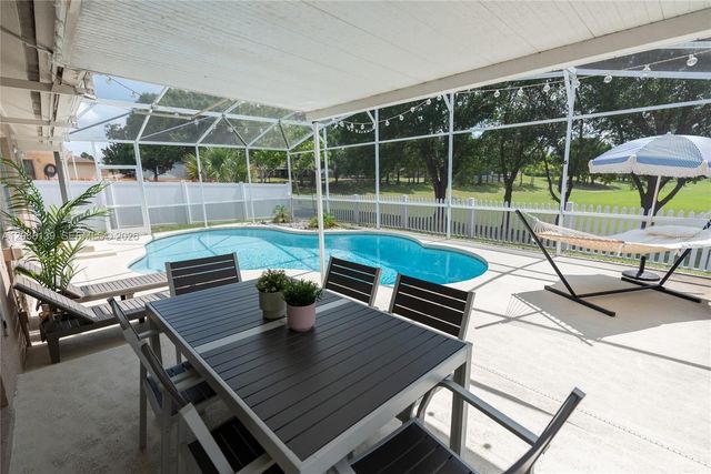 1085 Indian Ridge Trail E, Kissimmee, FL 34747