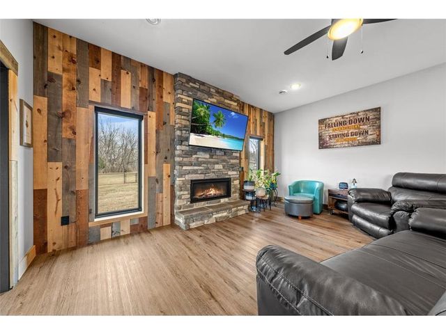 1933 4th Avenue, Baldwin, WI 54002