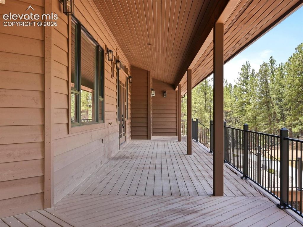 584 Pikes Peak Drive, Florissant, CO 80814 — photo 4