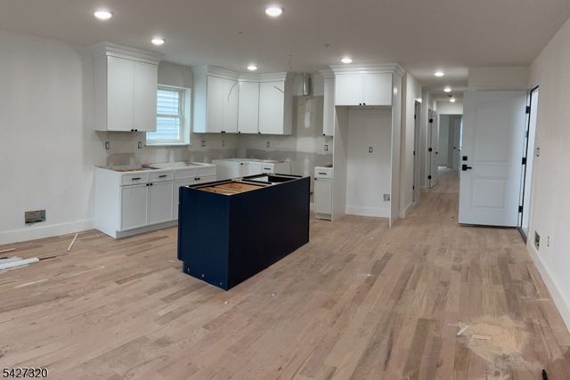 301 Chilton St, Elizabeth City, NJ 07208
