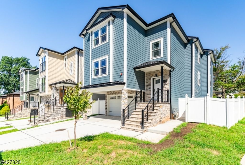 301 Chilton St, Elizabeth City, NJ 07208 — photo 2