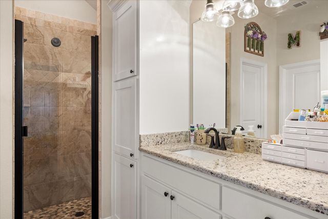 3018 Promenade Drive, Granbury, TX 76049