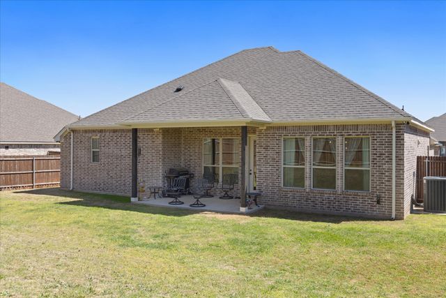 3018 Promenade Drive, Granbury, TX 76049