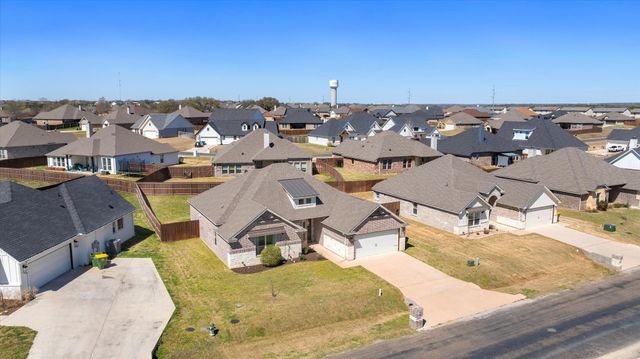 3018 Promenade Drive, Granbury, TX 76049