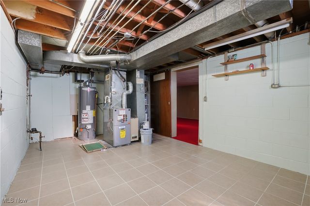 3255 Woodlawn Drive, Parma, OH 44134