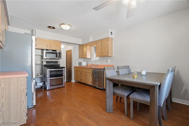 3255 Woodlawn Drive, Parma, OH 44134