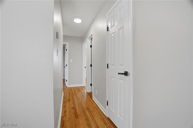 3255 Woodlawn Drive, Parma, OH 44134