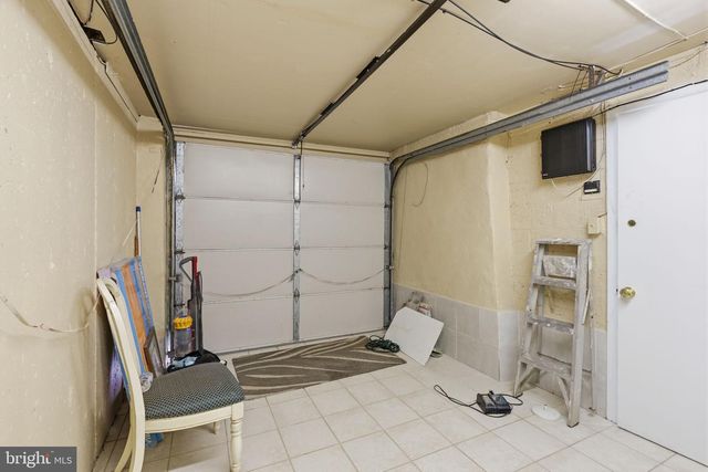 1111 KENT LN, Philadelphia, PA 19115