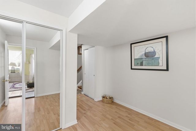 1111 KENT LN, Philadelphia, PA 19115