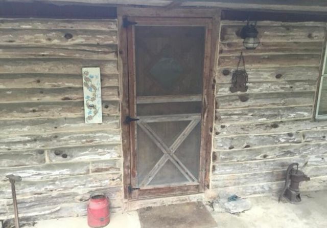 22765 County Road 203, Wheatland, MO 65779