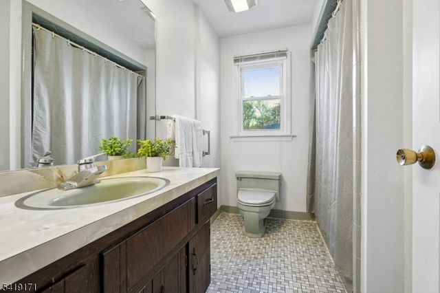 210 Florence Ave N, Westfield Town, NJ 07090