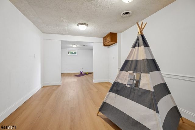 210 Florence Ave N, Westfield Town, NJ 07090