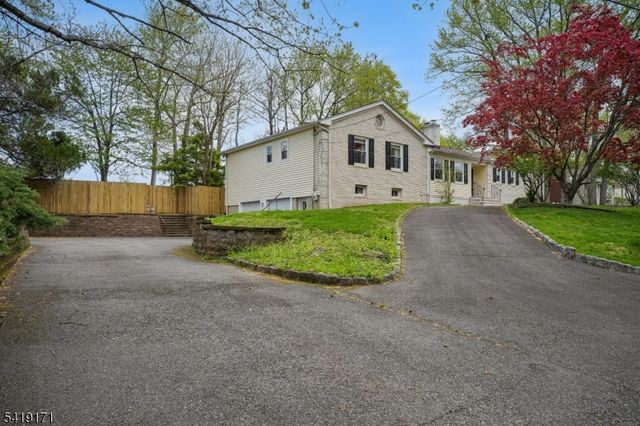 210 Florence Ave N, Westfield Town, NJ 07090