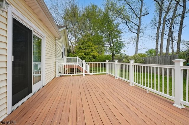 210 Florence Ave N, Westfield Town, NJ 07090