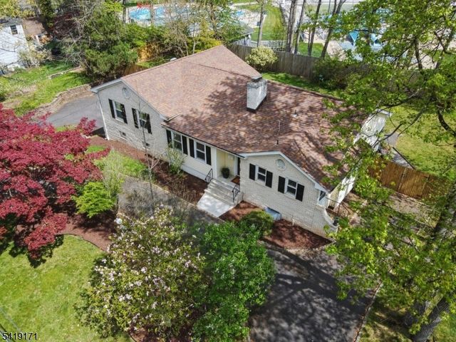 210 Florence Ave N, Westfield Town, NJ 07090