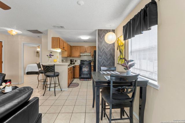 5322 Medical Dr E102, San Antonio, TX 78240