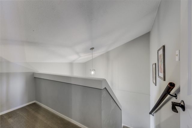 239 VENTURE BLVD S, Point Venture, TX 78645