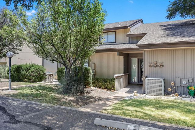 239 VENTURE BLVD S, Point Venture, TX 78645