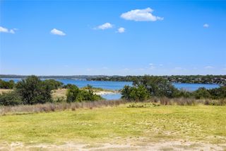 239 VENTURE BLVD S, Point Venture, TX 78645